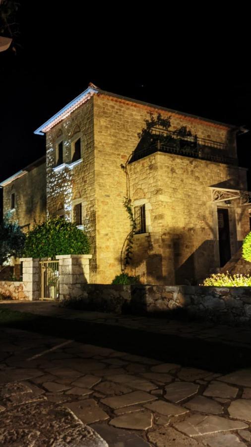 Panorama Villa's Villa Levktron
